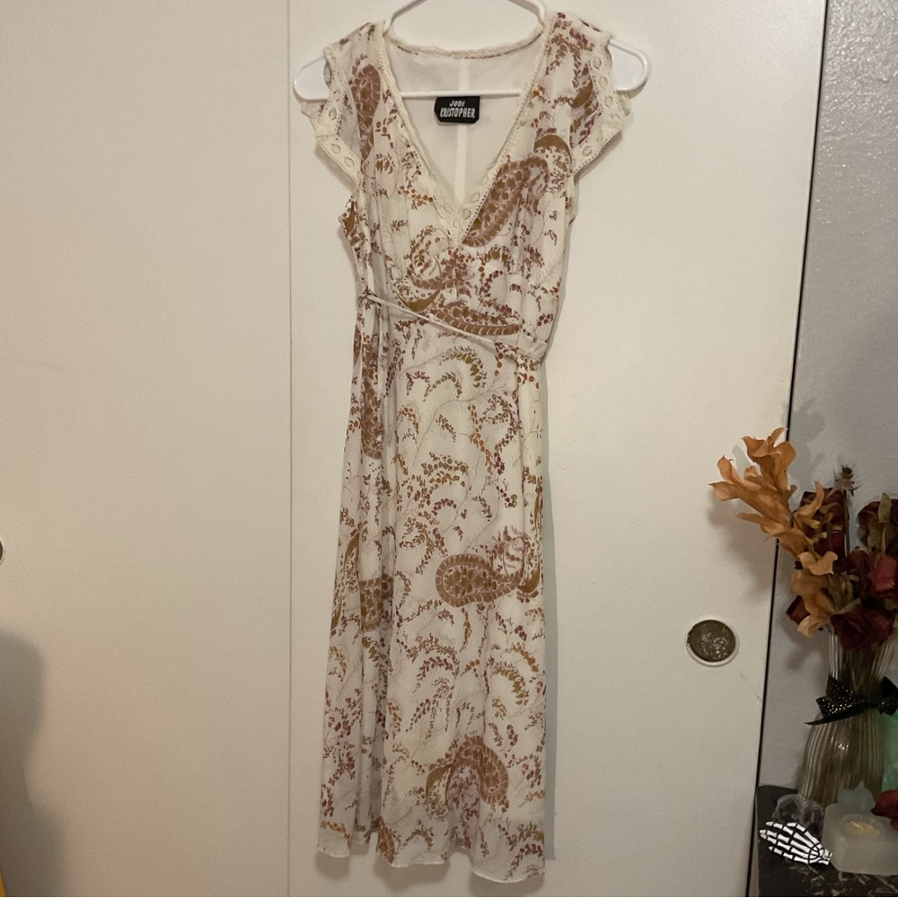 Jodi Kristopher Cream and Brown Floral Midi Dress
